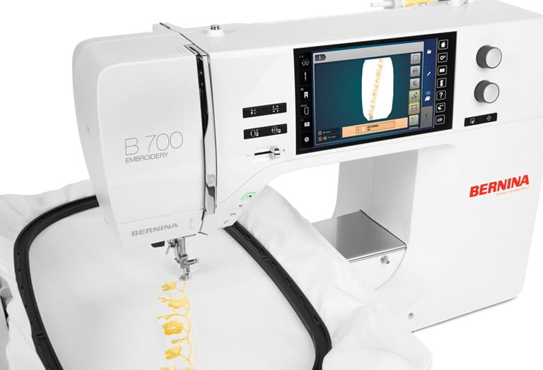 BERNINA 700 ohne oder mit SDT Stickmodul